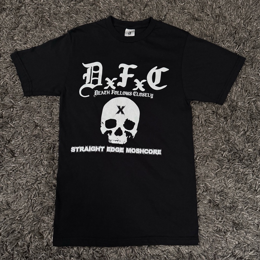 Death Follows Closely Band Grunge Skull Black Tee Shirt